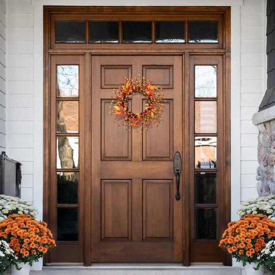 18" Berries & Apples Foliage Twig Thanksgiving Wreath